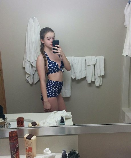 Alildore star beautiful photos