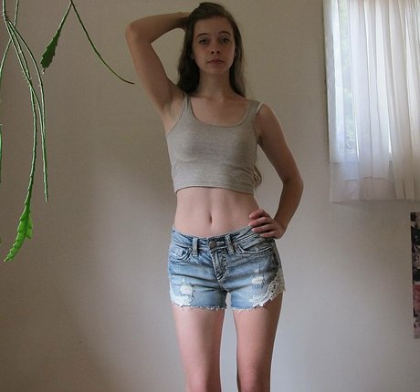 Alildore sex star img