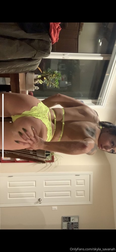 skinny brunette onlyfans free galleries