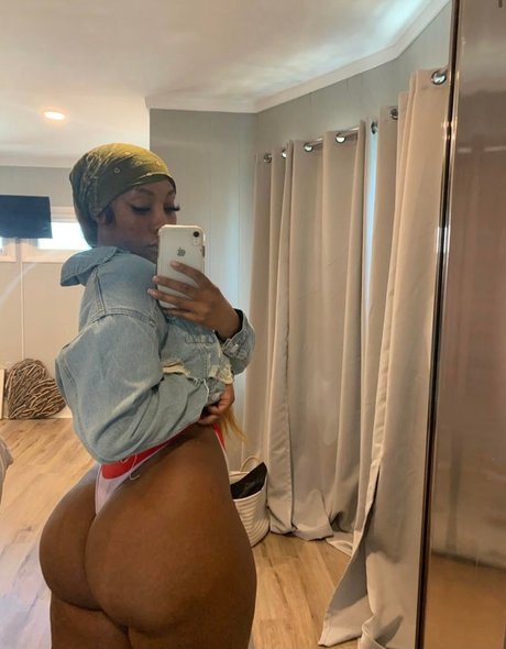 sobomb model hot pictures