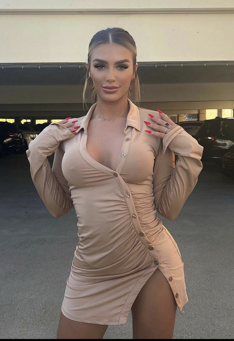 asian lesbian onlyfans sexy picture