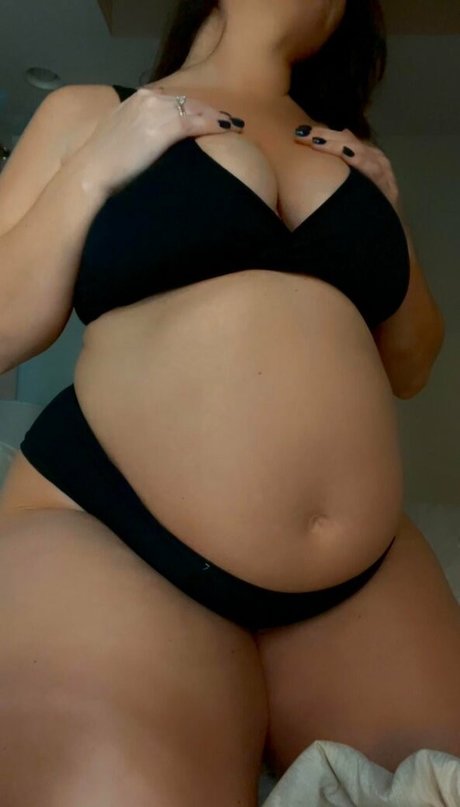 Paige Janette hot model img