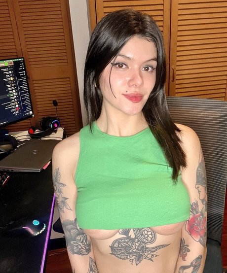 cheating onlyfans erotic picture