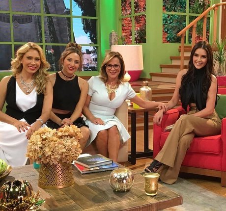 skinny brunette onlyfans sexy nude pic