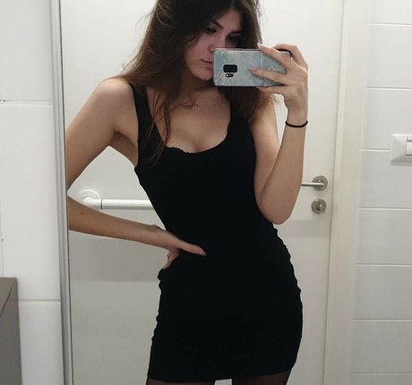 BabyyyGorilla pornstar pretty photo