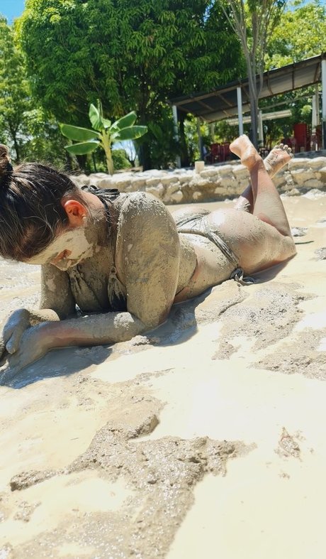 chubby nude onlyfans sexy picture