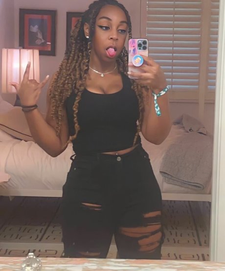 JazzyGunz pornstar art photo