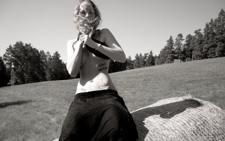 skinny redhead onlyfans pornographic picture