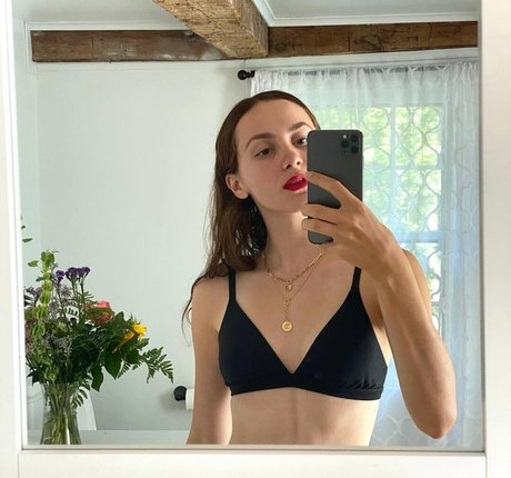 Maude Apatow naked star galleries