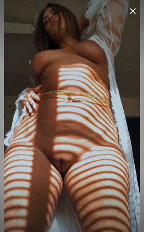 The Golden Lyfe pornstar nudes img