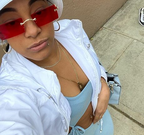 Tu Flaca Diablonareal nude model image