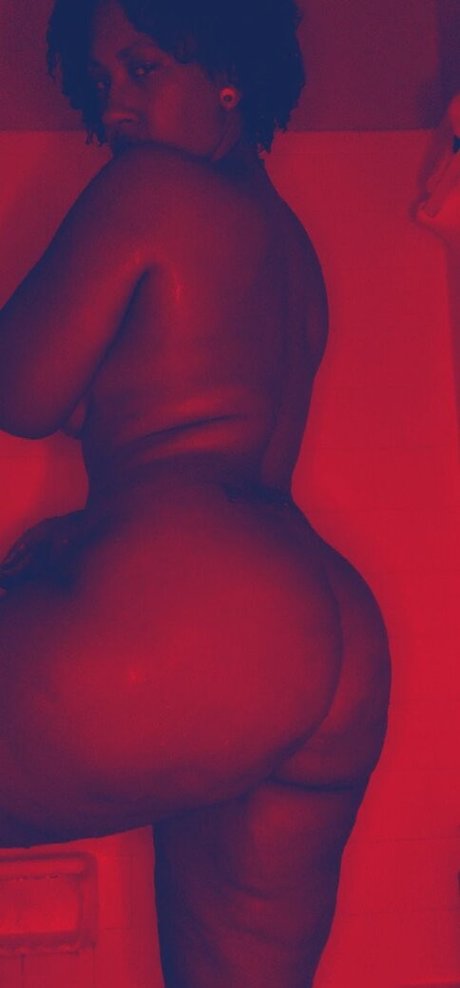 MzGuidedGoddess exclusive pornstar images