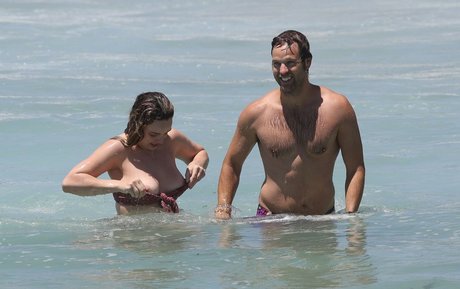 Bbie Chtfield model high quality pic