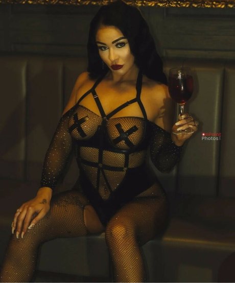 Reign Chaos exclusive pornstar photo