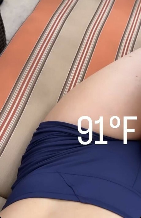 lesbian onlyfans free naked image