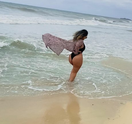 SheIsSpunky adult star pics