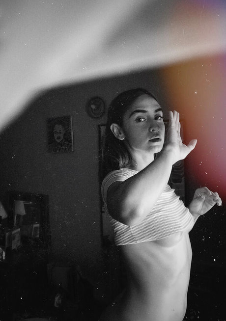 interracial lesbians onlyfans erotic gallery