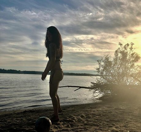 twomgovercsquared porn model pic