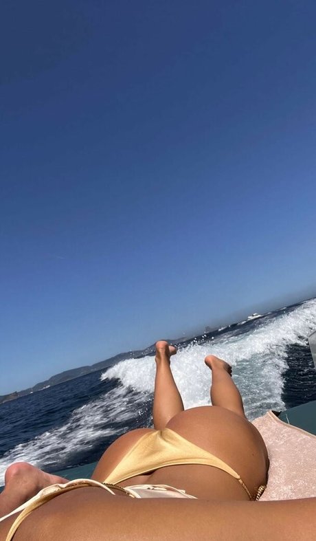 Viky Varga adult star galleries