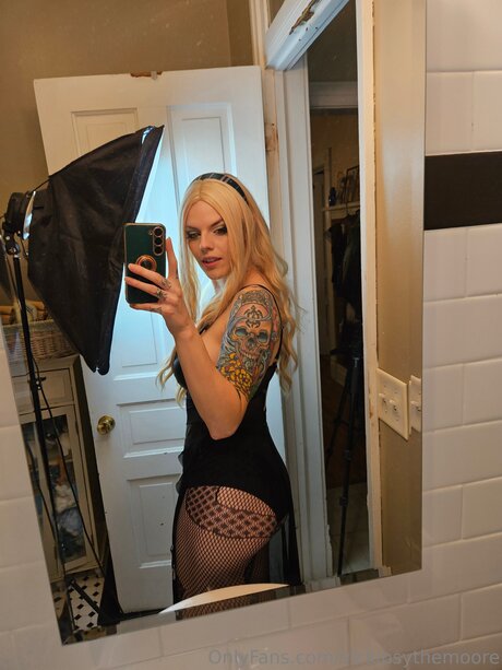 skinny brunette onlyfans beautiful naked photo