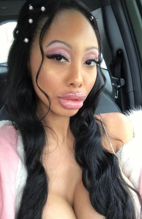 Ruby Sunset pretty model images