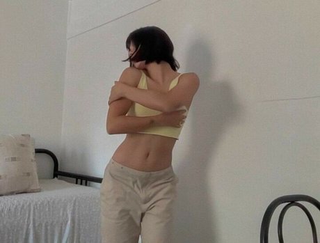 Daniela Montaguth beautiful actress image