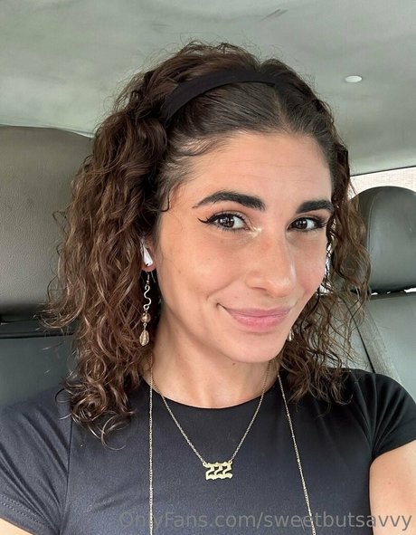 sweetbutsavvy naked model pics