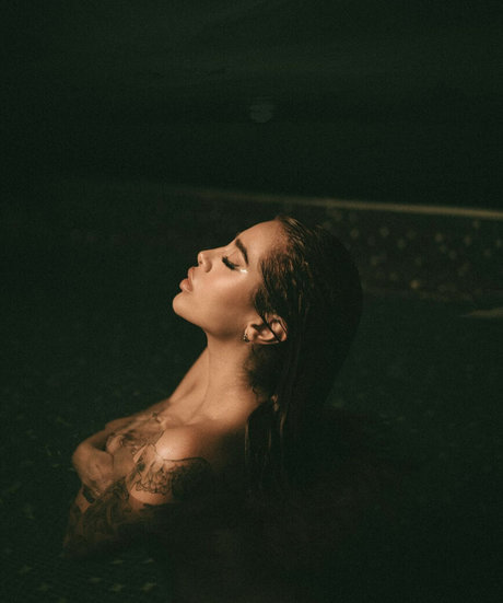 sexy milf onlyfans beautiful nude img