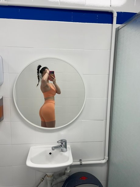 Alliyah adult model galleries