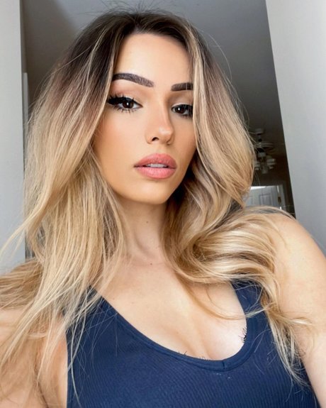 young free onlyfans art naked gallery