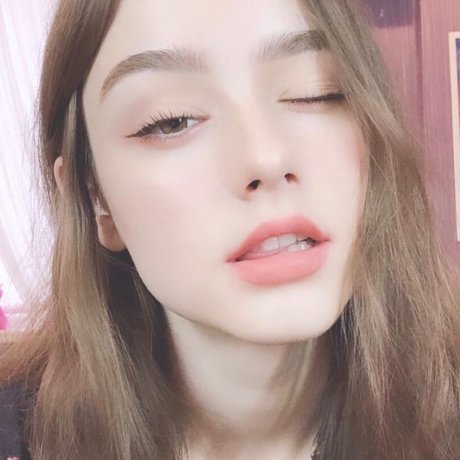 Dasha Taran_ art star gallery