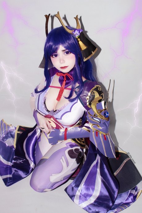 curvy blonde milf onlyfans top gallery