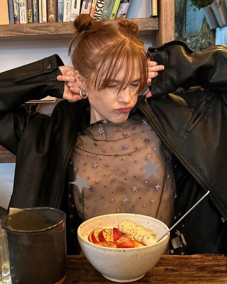 Riley Rodriguez pornstar pretty galleries