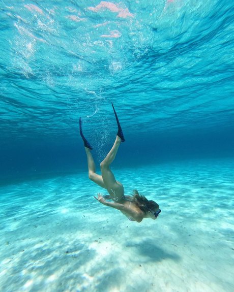 hippie onlyfans art nude photo