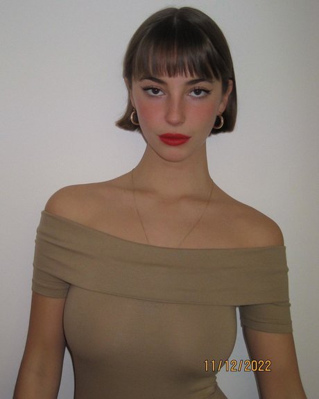 Amelie Manzoli top star pictures