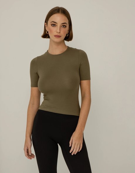 Amelie Manzoli sexy star archive