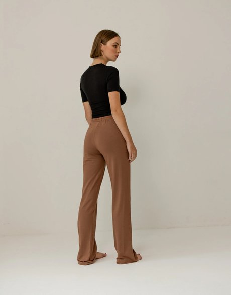 Amelie Manzoli pretty pornstar gallery