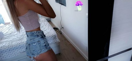 brunette petite onlyfans beautiful image