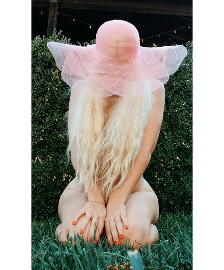 college girl onlyfans free naked images