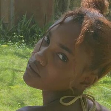 Caramelitooo pretty pornstar pics