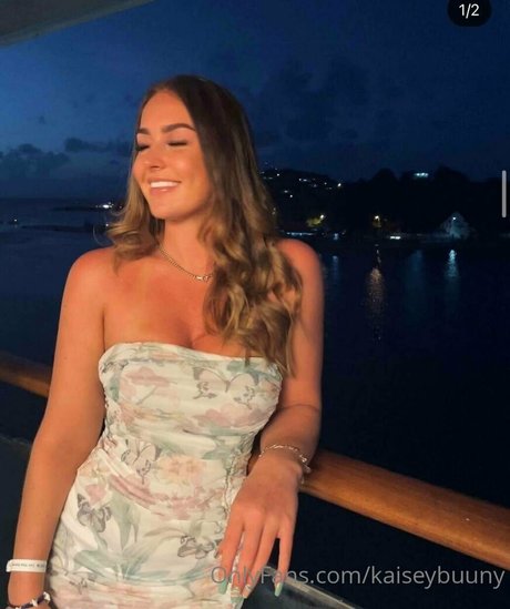 nice tits onlyfans hot nude gallery