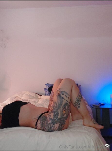 Nico89018 nudes model archive