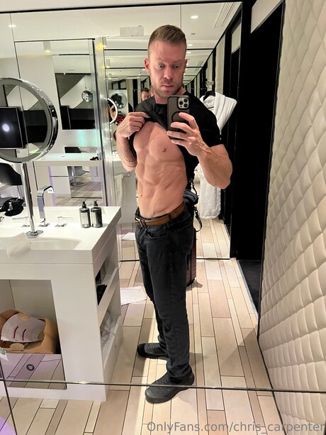 Chris Carpenter beautiful actress img