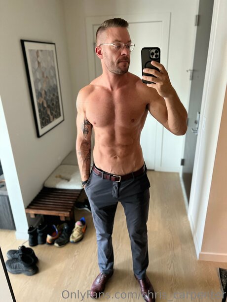 Chris Carpenter exclusive actress photo