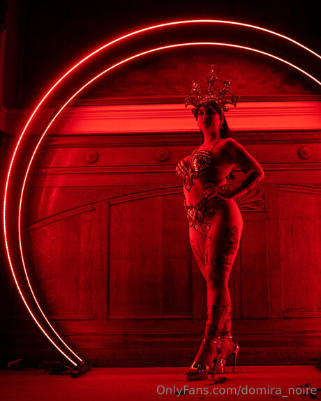 Domira Noire perfect actress photos