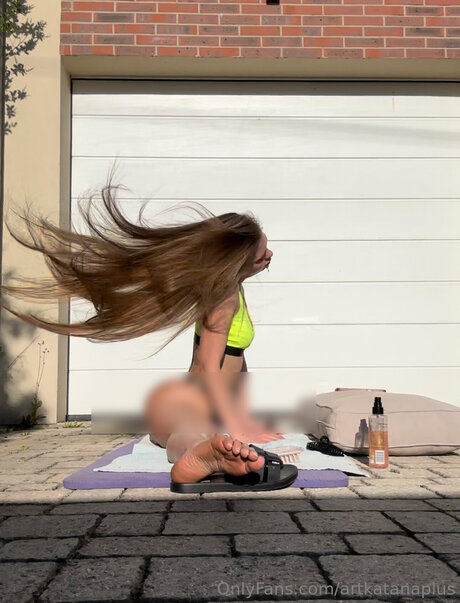 Artkatanaplus erotic star photos