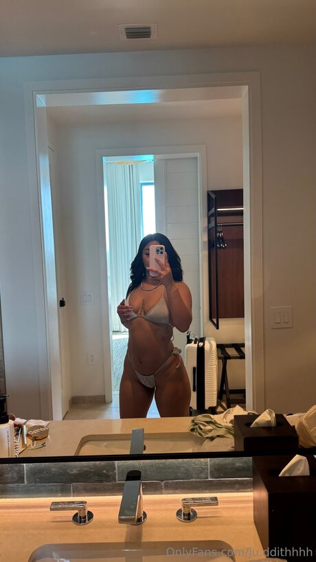 brunette petite onlyfans pornographic archive