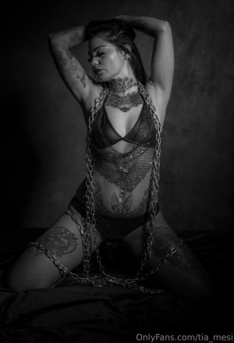 Tia Mesi nudes pornstar gallery