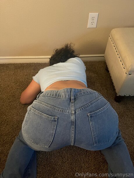 Sunnyszn exclusive actress pic