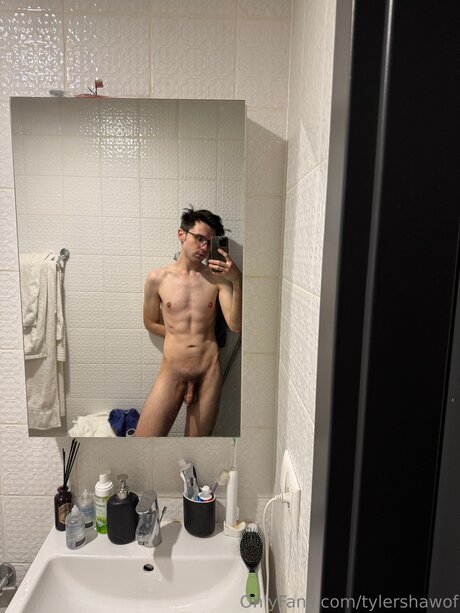 Tylershawof porn star gallery